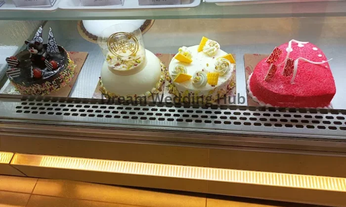 Dwarkesh enterprise Monginis cake shop Haridhava road